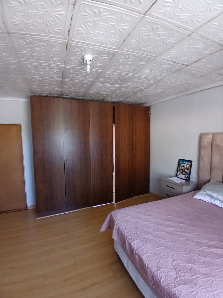 4 Bedroom Property for Sale in Amalinda Eastern Cape